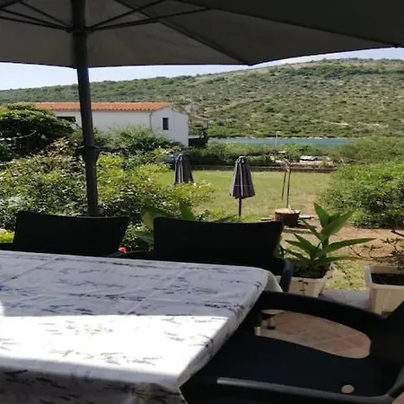 Juras - Two Bedroom With Terrace And Sea View Antonio * Rogoznica (Sibenik-Knin)